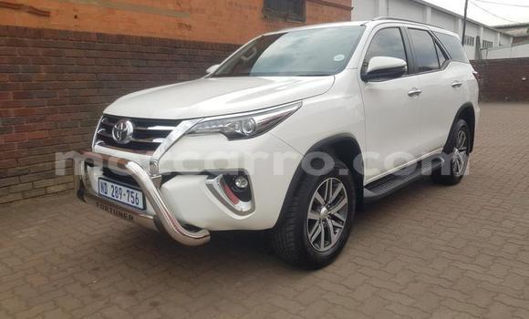 Buy Used Toyota Fortuner White Car in Maputo in Maputo Buy Used Toyota Fortuner White Car in Maputo in Maputo