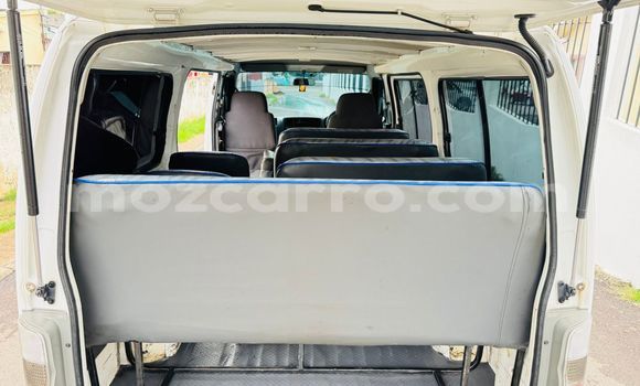 Comprar Usado Nissan Caravan Branco Carro em Maputo em Maputo Comprar Usado Nissan Caravan Branco Carro em Maputo em Maputo