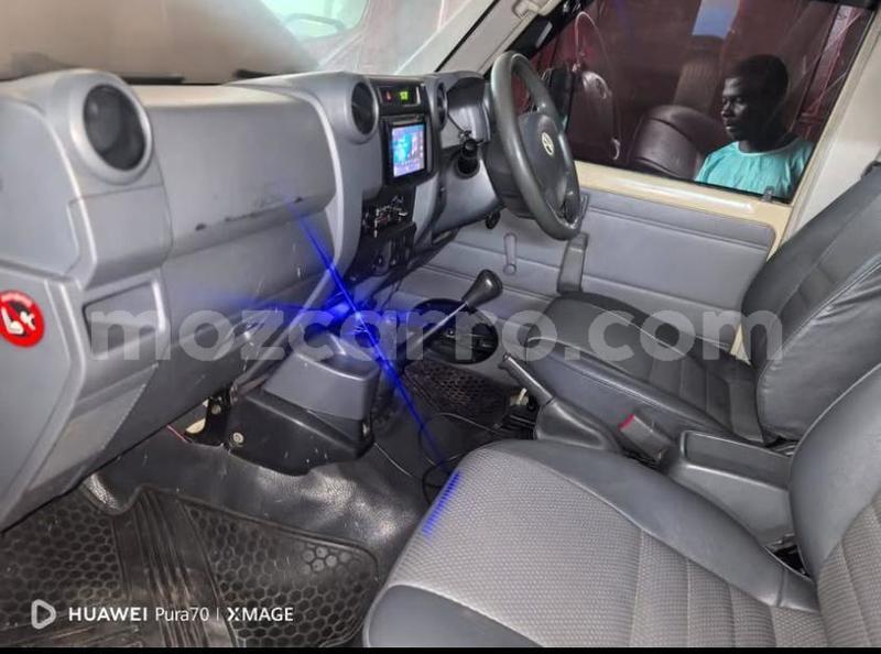 Big with watermark toyota land cruiser maputo maputo 41901