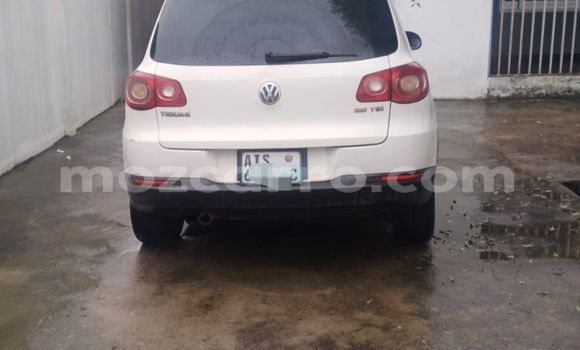 Nunua Ilio tumika Volkswagen Tiguan Nyeupe Gari ndani ya Maputo nchini Maputo Nunua Ilio tumika Volkswagen Tiguan Nyeupe Gari ndani ya Maputo nchini Maputo