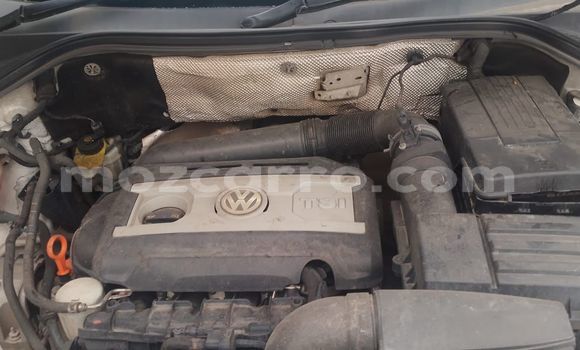 Nunua Ilio tumika Volkswagen Tiguan Nyeupe Gari ndani ya Maputo nchini Maputo Nunua Ilio tumika Volkswagen Tiguan Nyeupe Gari ndani ya Maputo nchini Maputo