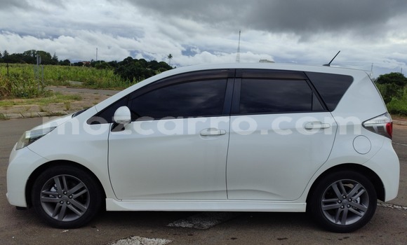 Comprar Novo Toyota Ractis Branco Carro em Maputo em Maputo Comprar Novo Toyota Ractis Branco Carro em Maputo em Maputo