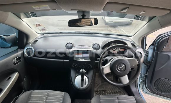 Comprar Usado Mazda Demio Azul Carro em Maputo em Maputo Comprar Usado Mazda Demio Azul Carro em Maputo em Maputo