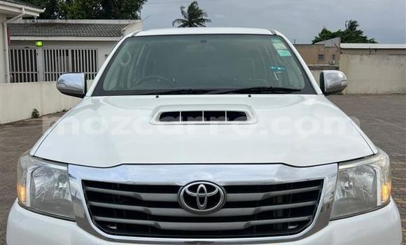 Comprar Usado Toyota Hilux Branco Carro em Maputo em Maputo Comprar Usado Toyota Hilux Branco Carro em Maputo em Maputo