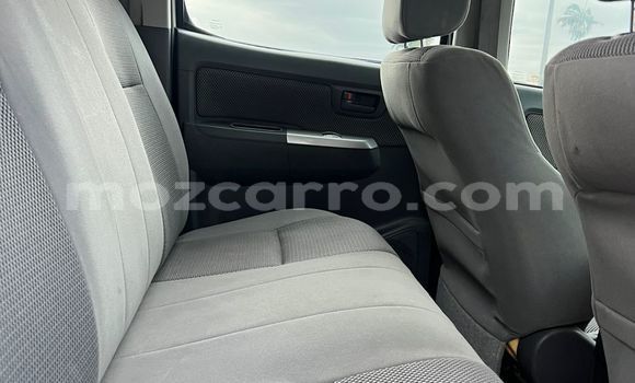 Comprar Usado Toyota Hilux Branco Carro em Maputo em Maputo Comprar Usado Toyota Hilux Branco Carro em Maputo em Maputo