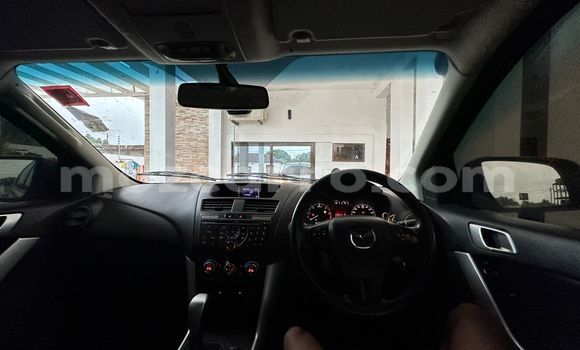 Comprar Usado Mazda BT-50 Other Carro em Maputo em Maputo Comprar Usado Mazda BT-50 Other Carro em Maputo em Maputo