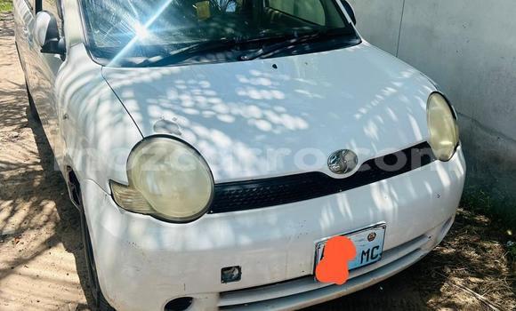 Tenga Tsaru Toyota Sienta Chena Mota in Vilankulo in Inhambane