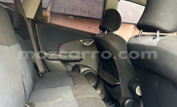 Comprar Usado Honda Fit Azul Carro em Maputo em Maputo Comprar Usado Honda Fit Azul Carro em Maputo em Maputo