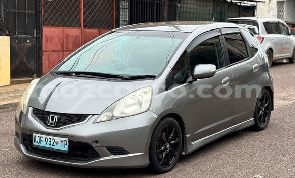 Buy Used Honda Fit Silver Car in Maputo in Maputo