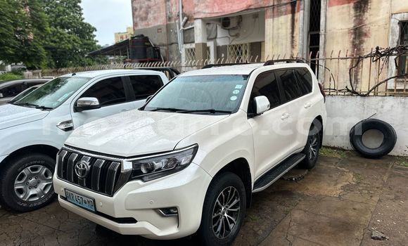 Nunua Ilio tumika Toyota Land Cruiser Prado Nyeupe Gari ndani ya Maputo nchini Maputo Nunua Ilio tumika Toyota Land Cruiser Prado Nyeupe Gari ndani ya Maputo nchini Maputo