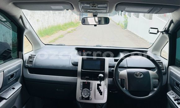 Buy Used Toyota Noah Black Car in Maputo in Maputo Buy Used Toyota Noah Black Car in Maputo in Maputo