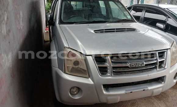 Comprar Usado Isuzu D-MAX Prata Carro em Maputo em Maputo Comprar Usado Isuzu D-MAX Prata Carro em Maputo em Maputo