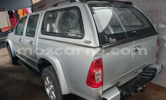 Comprar Usado Isuzu D-MAX Prata Carro em Maputo em Maputo Comprar Usado Isuzu D-MAX Prata Carro em Maputo em Maputo