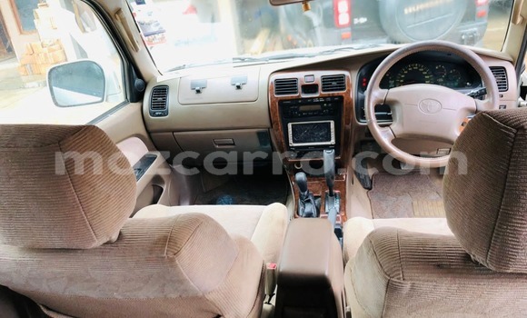 Nunua Ilio tumika Toyota Hilux Surf Other Gari ndani ya Maputo nchini Maputo Nunua Ilio tumika Toyota Hilux Surf Other Gari ndani ya Maputo nchini Maputo