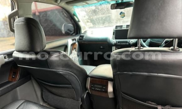 Buy Used Toyota Land Cruiser Prado White Car in Maputo in Maputo Buy Used Toyota Land Cruiser Prado White Car in Maputo in Maputo