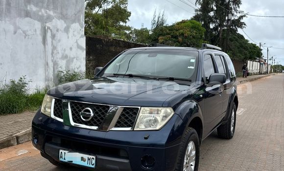 Nunua Ilio tumika Nissan Pathfinder Bluu Gari ndani ya Maputo nchini Maputo Nunua Ilio tumika Nissan Pathfinder Bluu Gari ndani ya Maputo nchini Maputo