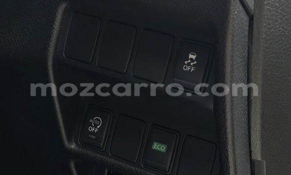 Buy Used Nissan X-Trail White Car in Maputo in Maputo Buy Used Nissan X-Trail White Car in Maputo in Maputo