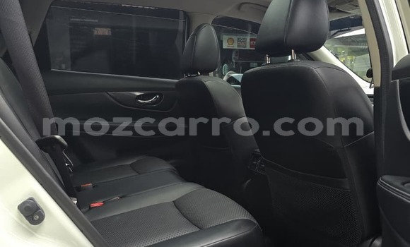 Buy Used Nissan X-Trail White Car in Maputo in Maputo Buy Used Nissan X-Trail White Car in Maputo in Maputo