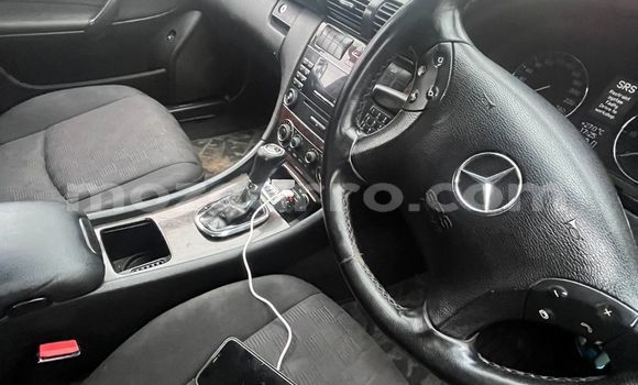 Tenga Tsaru Mercedes‒Benz C-Class Sirivha Mota in Maputo in Maputo Tenga Tsaru Mercedes‒Benz C-Class Sirivha Mota in Maputo in Maputo