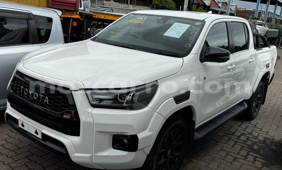 Comprar Usado Toyota Hilux Branco Carro em Maputo em Maputo Comprar Usado Toyota Hilux Branco Carro em Maputo em Maputo
