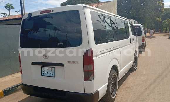 Buy Used Toyota Hiace White Car in Maputo in Maputo Buy Used Toyota Hiace White Car in Maputo in Maputo