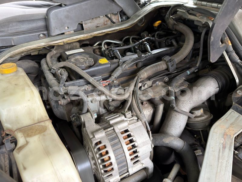 Big with watermark nissan caravan maputo maputo 42001