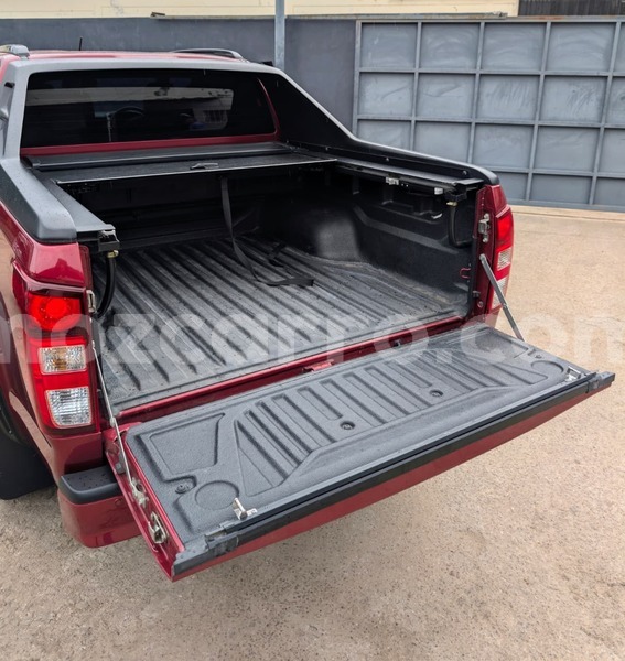 Big with watermark mazda bt 50 maputo maputo 42010