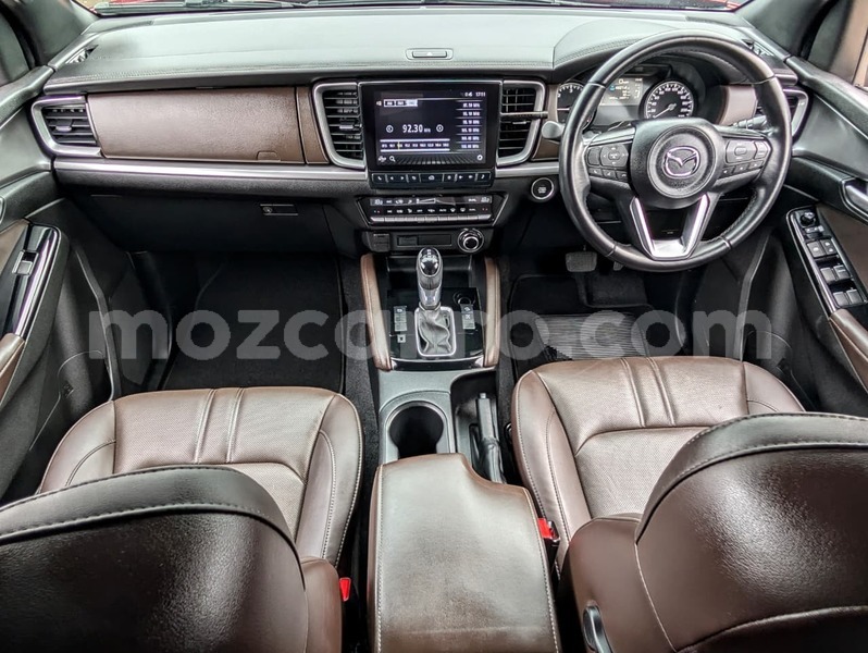 Big with watermark mazda bt 50 maputo maputo 42010