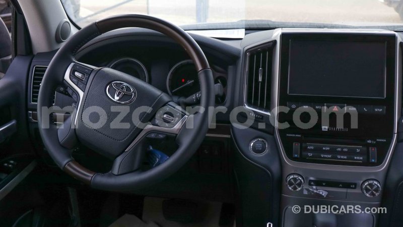 Big with watermark toyota land cruiser cabo delgado import dubai 6360