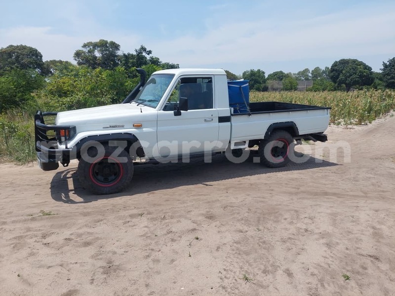 Big with watermark toyota land cruiser maputo maputo 42032