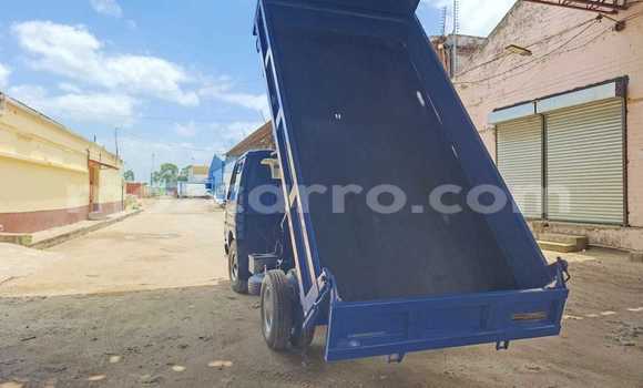 Comprar Novo Nissan AD Azul Carro em Maputo em Maputo Comprar Novo Nissan AD Azul Carro em Maputo em Maputo