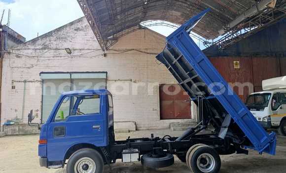 Comprar Novo Nissan AD Azul Carro em Maputo em Maputo Comprar Novo Nissan AD Azul Carro em Maputo em Maputo