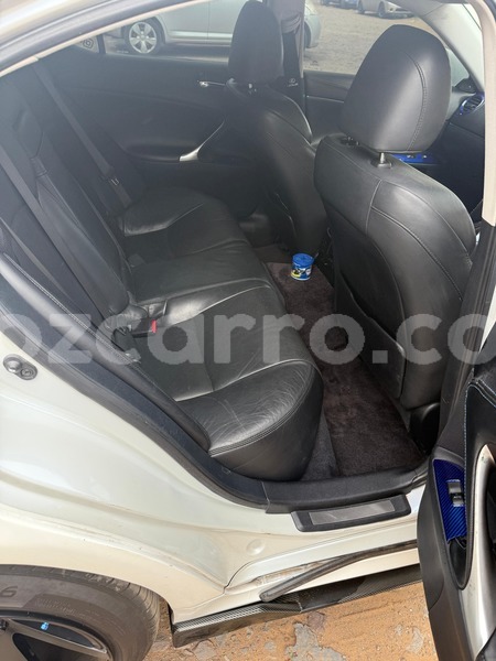 Big with watermark lexus is 300 maputo maputo 42040