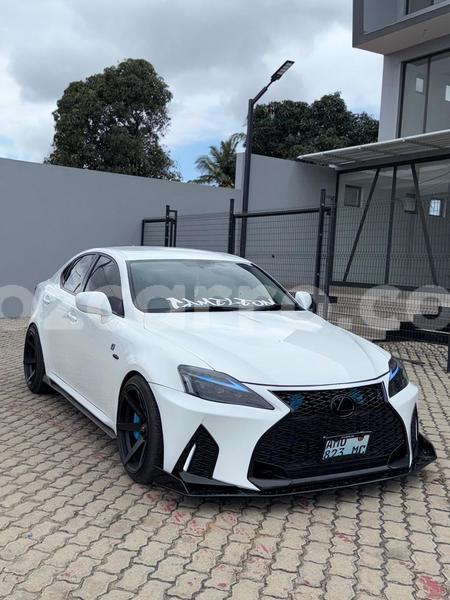 Big with watermark lexus is 300 maputo maputo 42040