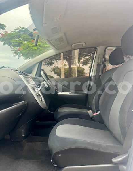 Big with watermark toyota ractis maputo maputo 42043