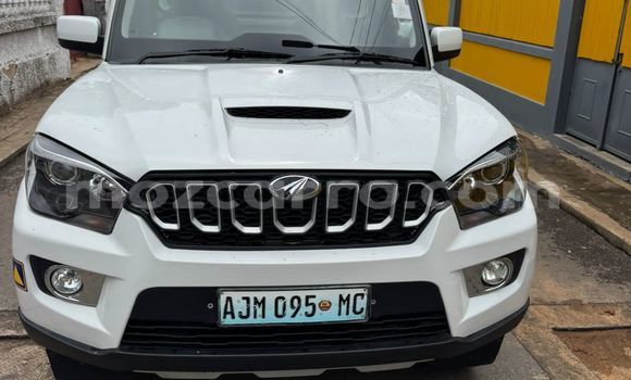 Nunua Ilio tumika Mahindra Marshal Nyeupe Gari ndani ya Maputo nchini Maputo