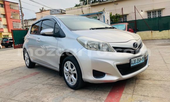 Tenga Tsaru Toyota Vitz Sirivha Mota in Maputo in Maputo