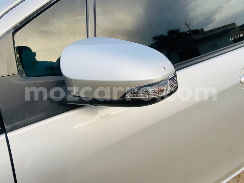 Big with watermark toyota vitz maputo maputo 42060
