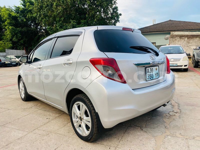 Big with watermark toyota vitz maputo maputo 42060