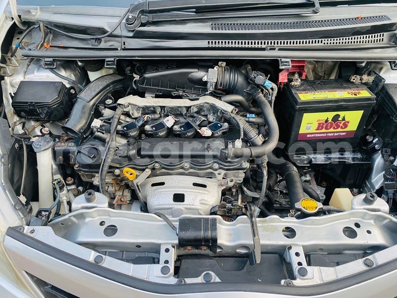 Big with watermark toyota vitz maputo maputo 42060