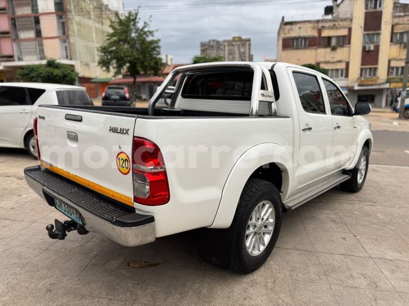 Big with watermark toyota hilux maputo maputo 42065