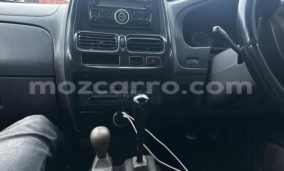 Comprar Usado Nissan Hardbody Branco Carro em Maputo em Maputo Comprar Usado Nissan Hardbody Branco Carro em Maputo em Maputo