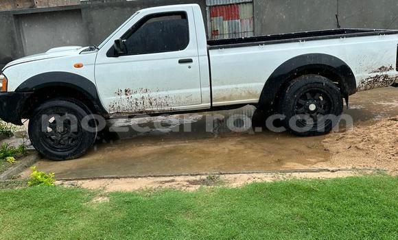 Comprar Usado Nissan Hardbody Branco Carro em Maputo em Maputo Comprar Usado Nissan Hardbody Branco Carro em Maputo em Maputo