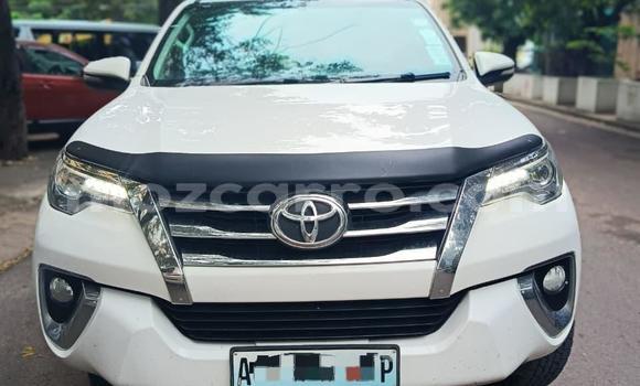 Buy Used Toyota Fortuner White Car in Maputo in Maputo Buy Used Toyota Fortuner White Car in Maputo in Maputo