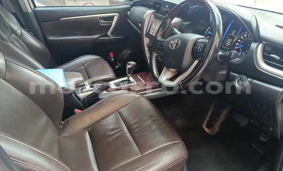 Buy Used Toyota Fortuner White Car in Maputo in Maputo Buy Used Toyota Fortuner White Car in Maputo in Maputo