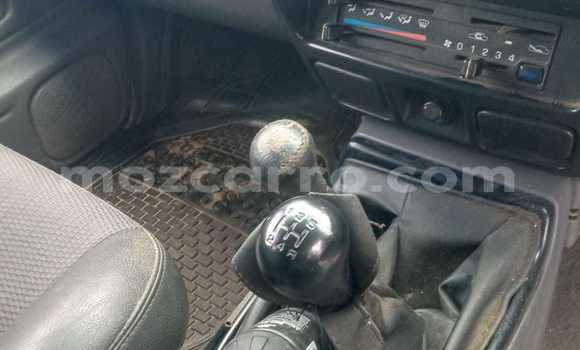 Nunua Ilio tumika Nissan Hardbody Bluu Gari ndani ya Maputo nchini Maputo Nunua Ilio tumika Nissan Hardbody Bluu Gari ndani ya Maputo nchini Maputo