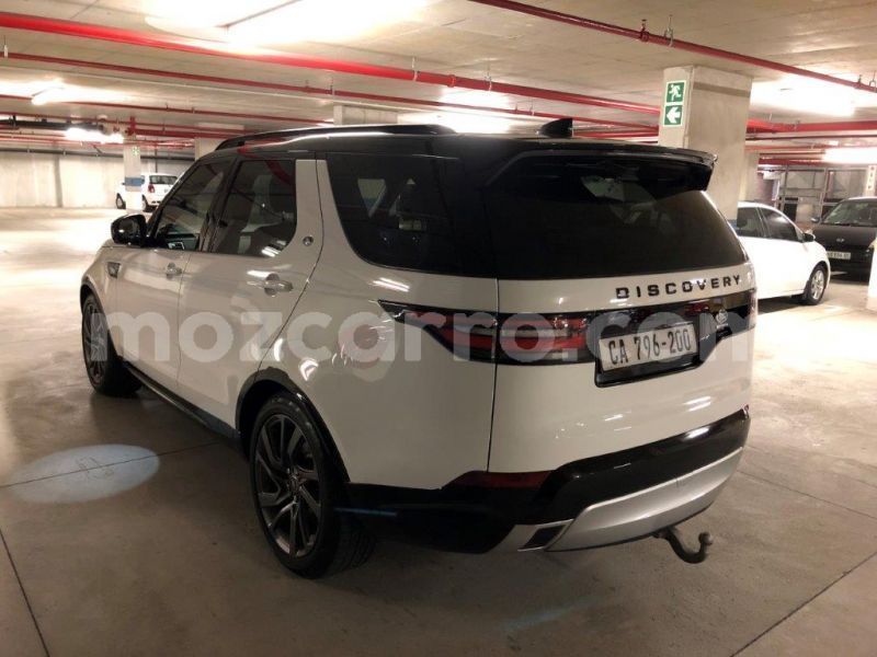 Big with watermark land rover discovery maputo maputo 6365