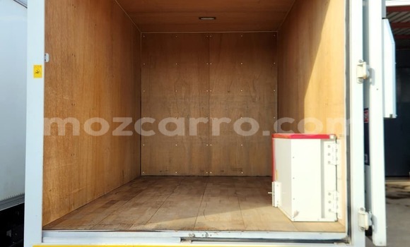 Tenga Tsaru Hino 300 Series Chena Rori in Maputo in Maputo Tenga Tsaru Hino 300 Series Chena Rori in Maputo in Maputo