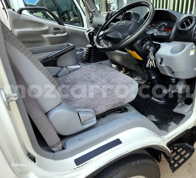 Big with watermark hino 300 series maputo maputo 42088