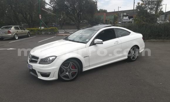 Buy Used Mercedes‒Benz C-Class White Car in Nampula in Nampula Buy Used Mercedes‒Benz C-Class White Car in Nampula in Nampula